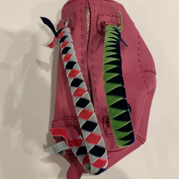 MALO designer mini handbag in bright pink with velvet woven straps - Picture 3 of 10